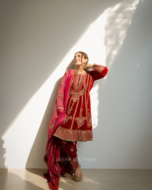 Huma Qureshi in custom HK