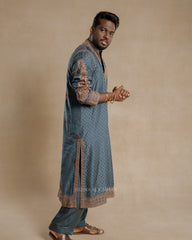 Atlee Kumar in Zarraq