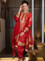 AKRITI KAKKAR IN IFRAAH