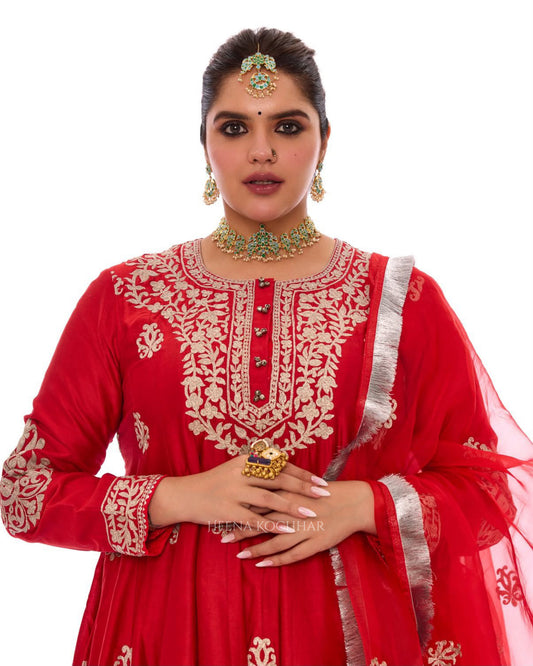 Anjali Anand in Safeerah