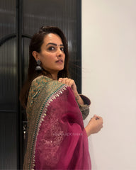 Anita Hassanandani in Zorina