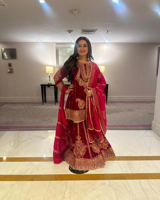 Divya Dutta in DURRNOOR