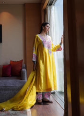 SONAM BAJWA IN ALMAS