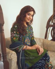 Raashi Khanna in Custom HK
