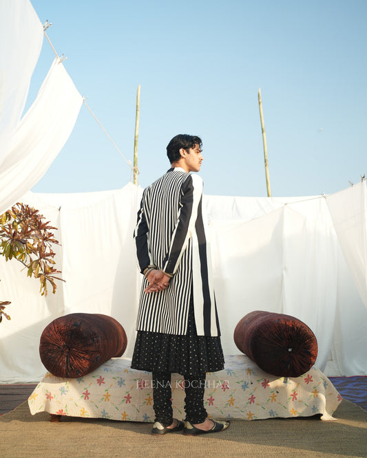 Dilzauq Sherwani